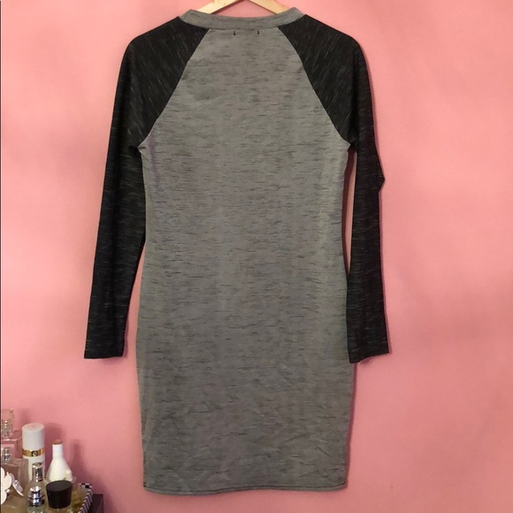 Casual dress from Topshop. Never worn. - Picture 2 of 2